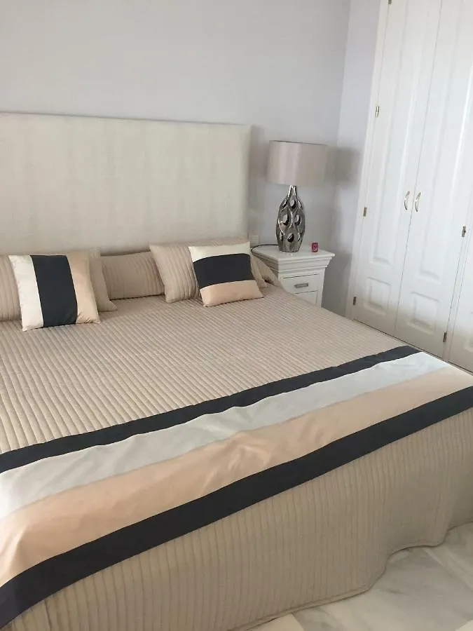 Beautiful 2 Bedroom Apartment @ Puerto Banus! Marbella